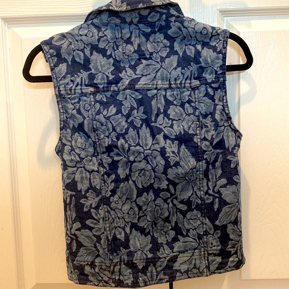 Forever XXl Jean Vest - Picture 3 of 9